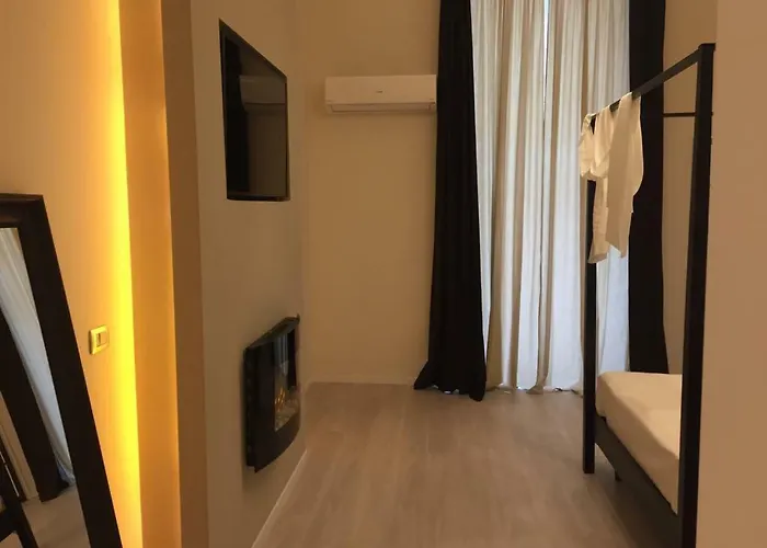 Gatto Bianco Duchessa לינה וארוחת בוקר