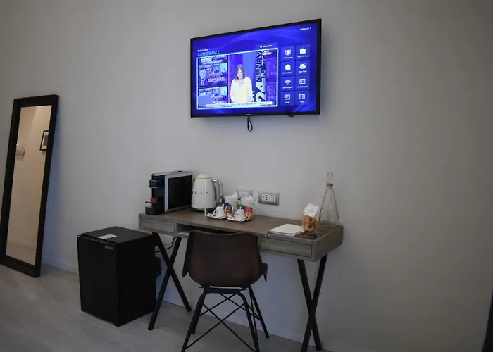 לינה וארוחת בוקר Gatto Bianco Duchessa בארי