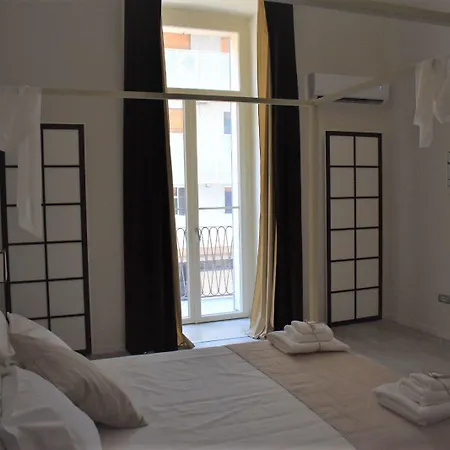 Alojamento de Acomodação e Pequeno-almoço Gatto Bianco Duchessa