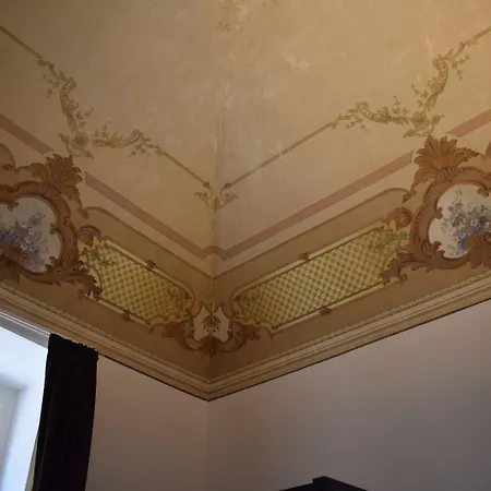 Gatto Bianco Duchessa 3* Bari