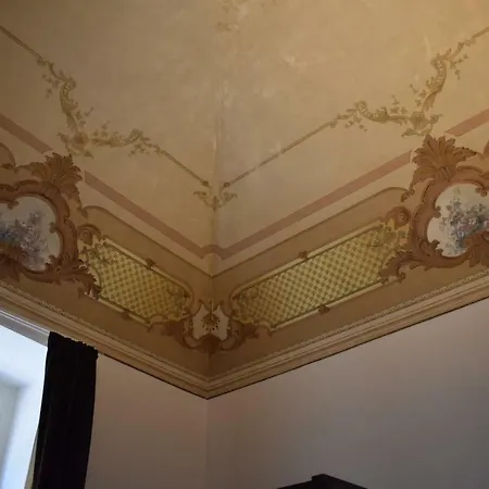 Frühstückspension Gatto Bianco Duchessa 3*