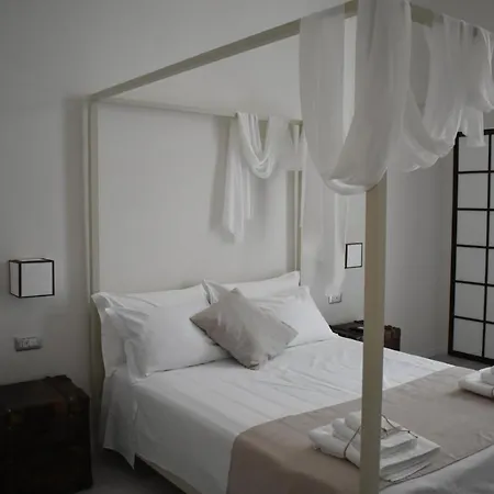 Gatto Bianco Duchessa 3*