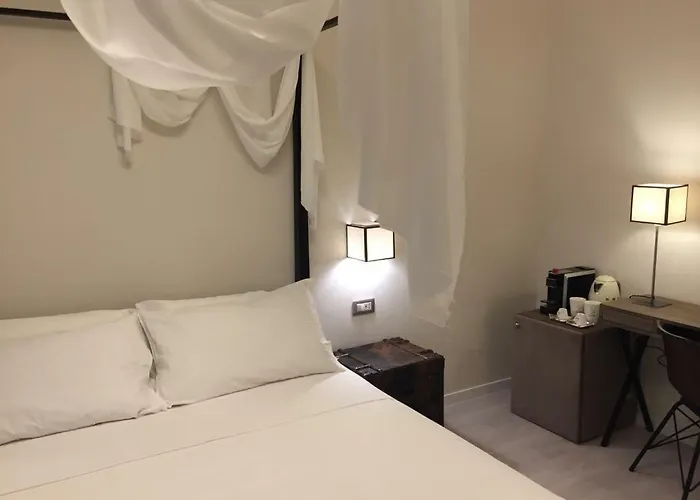 Oda ve Kahvaltı Gatto Bianco Duchessa Bari