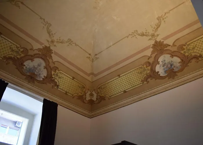 Oda ve Kahvaltı Gatto Bianco Duchessa 3*