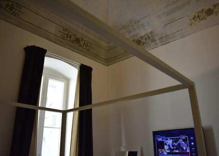 Gatto Bianco Duchessa 3* Bari