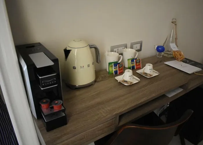 Gatto Bianco Duchessa Oda ve Kahvaltı Bari