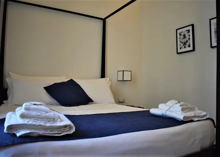 Gatto Bianco Duchessa